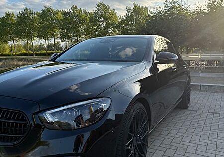 Mercedes-Benz E 400 d 4MATIC Autom. -Avangarde 9-Tr. 4M. Pano