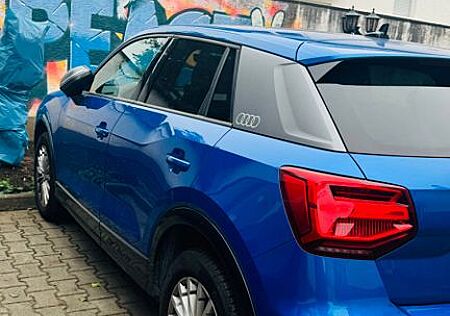 Audi Q2 30 TFSI S tronic -