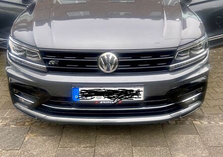 VW Tiguan Volkswagen 2.0 TDI SCR 176kW DSG 4MOTION Highlin...