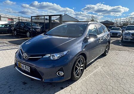 Toyota Auris 2,0-l-D-4D Klima/Camera