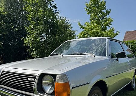 Mazda 323 aus 1. Hand