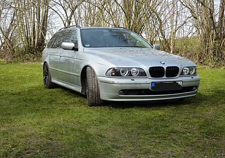 BMW 540i A Exclusive touring Exclusive
