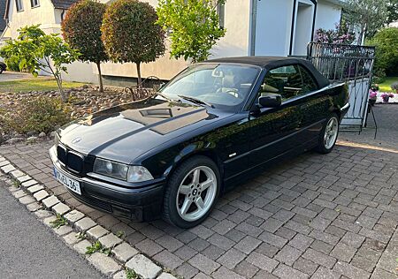 BMW 318i E36 Cabrio Exclusiv Edition