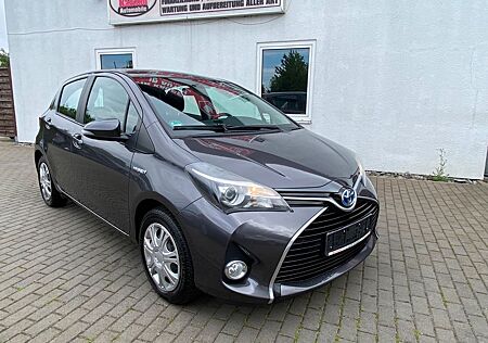 Toyota Yaris 1.5 HYBRID /Kamera/Klimaautomatik/EURO6