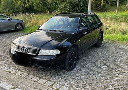Audi A4 1.9 TDI Avant quattro -