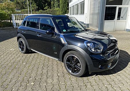 Mini Cooper SD Countryman ALL4 Aut. - Vollaustattung