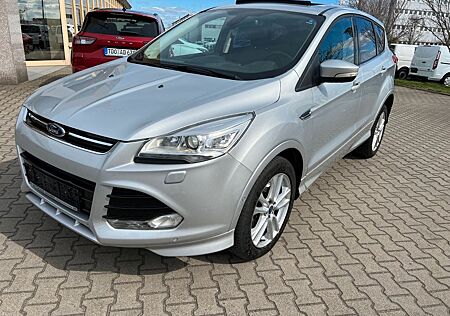 Ford Kuga Individual 2.0TDCI Aut. Pano Navi 4x4 Wipa