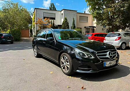 Mercedes-Benz E 220 Top gepflegt, 9 Gang