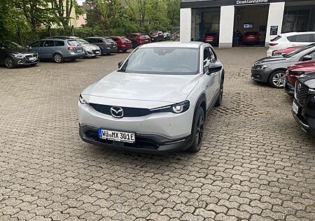 Mazda MX-30 35,5 kWh e-SKYACTIV EV 145 PS