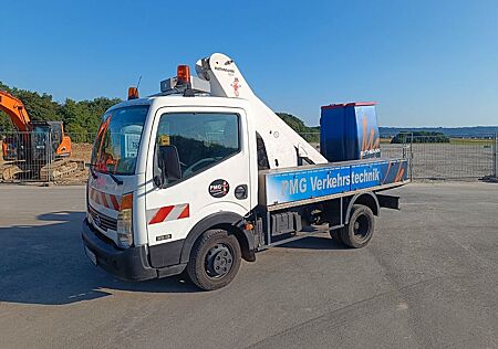 Nissan Cabstar