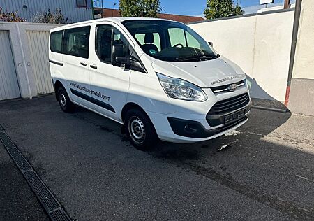 Ford Transit Custom 2.2 TDCI L1H1 6.Sitzer