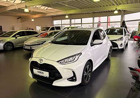 Toyota Yaris Hybrid 116 1.5 VVT-i Teamplayer
