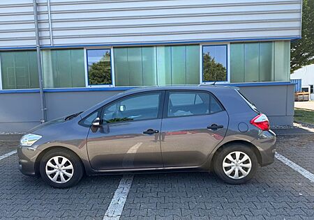 Toyota Auris 1,33