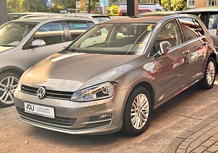 VW Golf Volkswagen VII Lim. Cup BMT. 2 Hand. PDC. Scheckheft