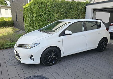 Toyota Auris Hybrid START Edition 1,8-l-VVT-i START...