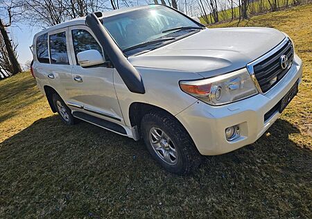 Toyota Land Cruiser 200 4.5 V8 D ARMORED Gepanze