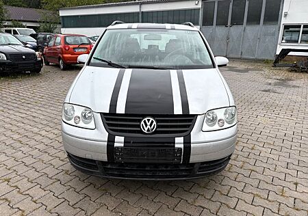 VW Touran Volkswagen Trendline