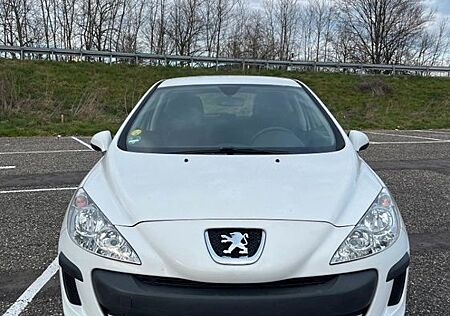 Peugeot 308 Filou 95 VTi Filou
