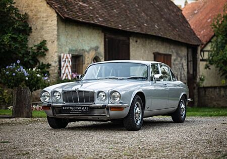 Jaguar XJ 6 4.2 *163tkm*Leder Schwarz*H-Kennzeichen*