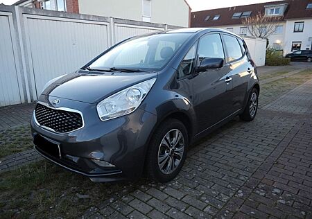 Kia Venga gebraucht kaufen Kia Venga 1.4 CVVT Dream Team Edition Dream Team...