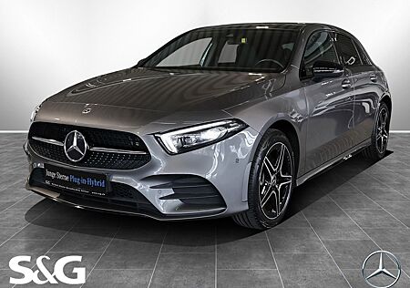 Mercedes-Benz A 250 e Edition 2021 AMG PANO+CARPLAY+MBUX+18"