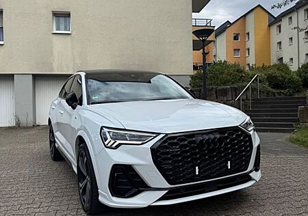 Audi Q3 40 TDI quattro S tronic -