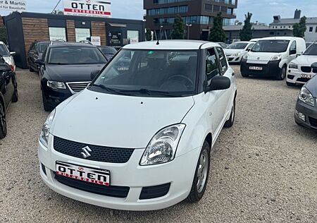Suzuki Swift Lim. Dance Club