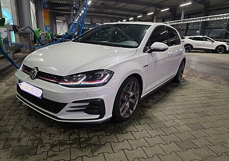 VW Golf Volkswagen GTI 7 Facelift | Unfallfrei | Familienbesitz