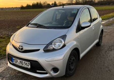 Toyota Aygo (X) Aygo (X) 1,0-l-VVT-i Cool MultiMode-Getriebe...