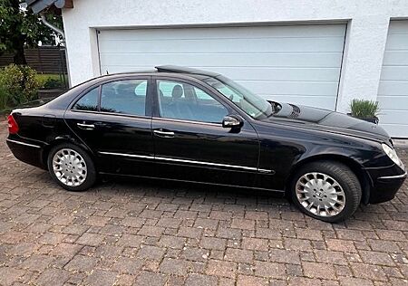 Mercedes-Benz E 320 ELEGANCE Elegance