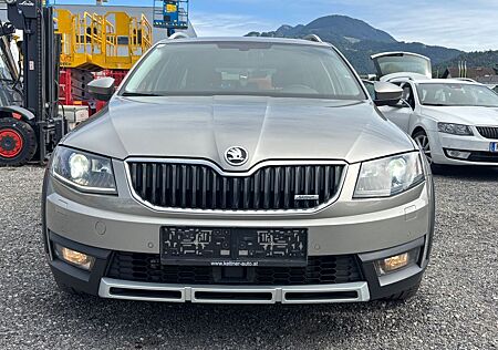 Skoda Octavia Combi Scout 4x4 - 2.0 - Leder