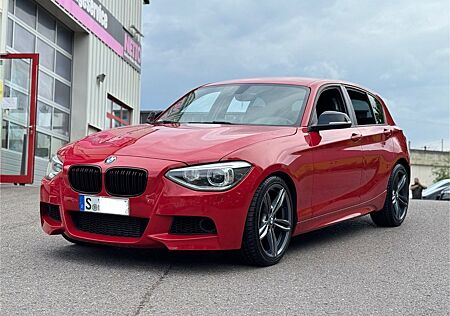 BMW 118i F20 M-Paket/Sportline Karmesinrot