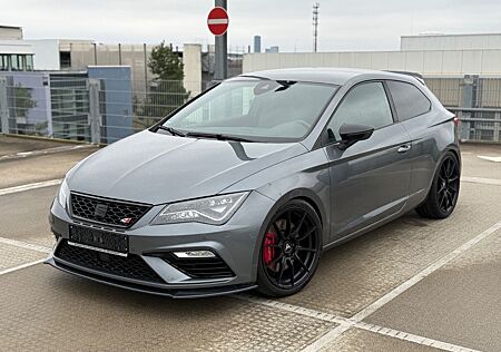 Seat Leon SC Cupra 400 PS Aut.-TEILLEDER-LED-NAVI