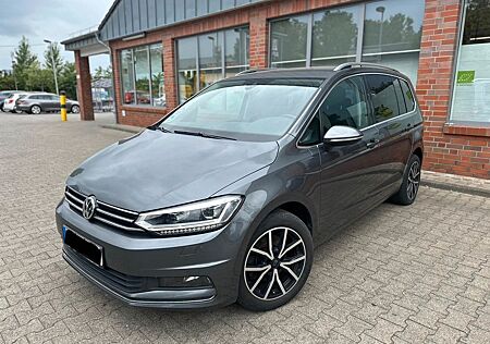 VW Touran Volkswagen 2.0 TDI SCR 140kW DSG Highline Massage