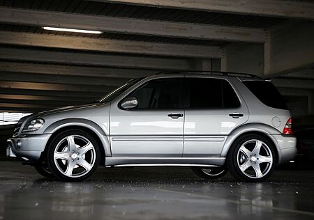 Mercedes-Benz ML 55 AMG Facelift FULL