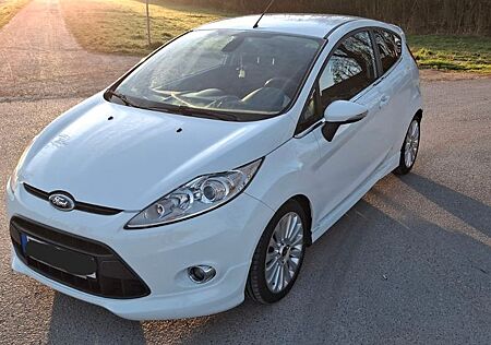Ford Fiesta 1,6 TDCi 70kW DPF Sport 1.Hand