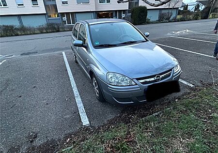 Opel Corsa 1.2 -