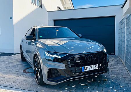 Audi Q8 Competition plus B&O Voll MWST
