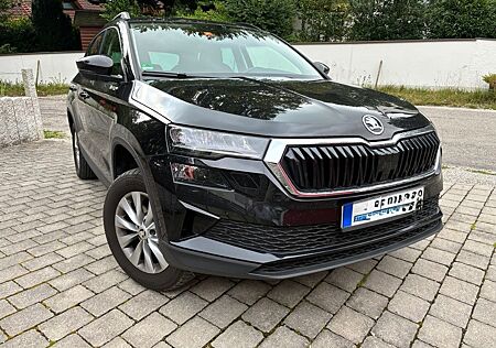 Skoda Karoq 1.5l TSI DSG Selection Jahreswagen