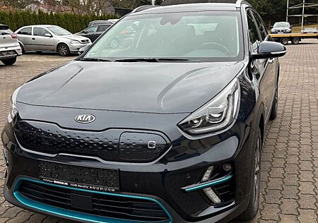 Kia Niro e- Spirit+3 Phasen+Wärmepumpe