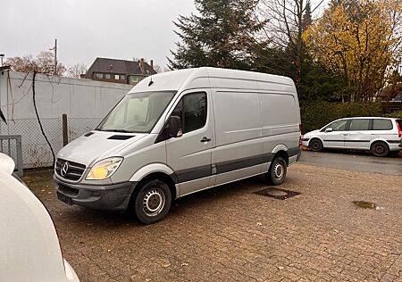 Mercedes-Benz Sprinter Transporter