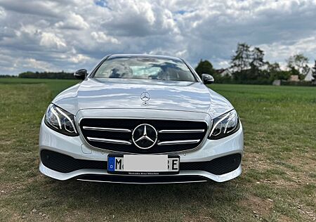 Mercedes-Benz E 300 de Autom*LED*Kamera* Junge Sterne Garantie