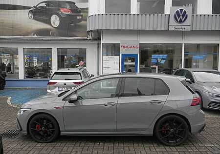 VW Golf Volkswagen VIII Lim. GTI 2,0 TSI DSG PANO,KAMERA