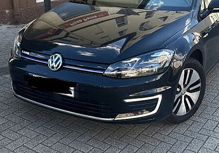 VW Golf Volkswagen e- VII CCS, Digital Cockpit, Keyless