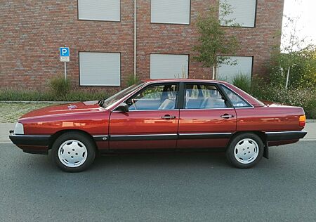 Audi 100 CD   Typ 44 c3