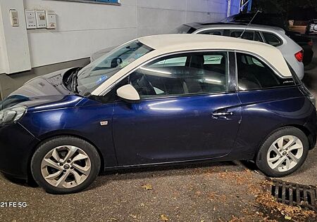 Opel Adam 1.2 -