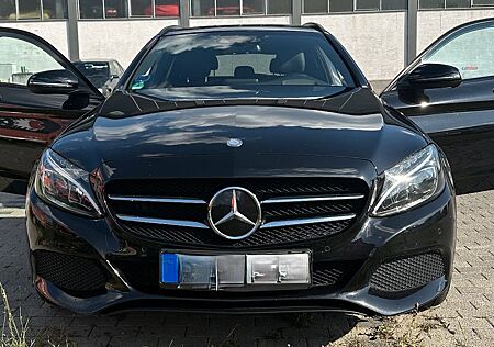 Mercedes-Benz C 220 d 4MATIC T AVANTGARDE Autom. AVANTGARDE