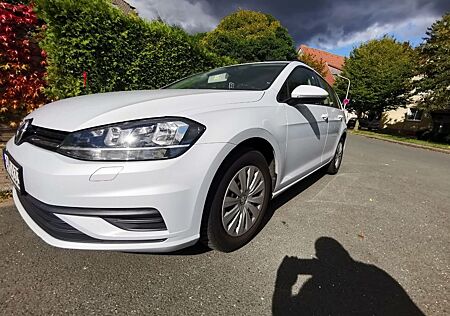 VW Golf Volkswagen 1.6 TDI Kombi Trendline