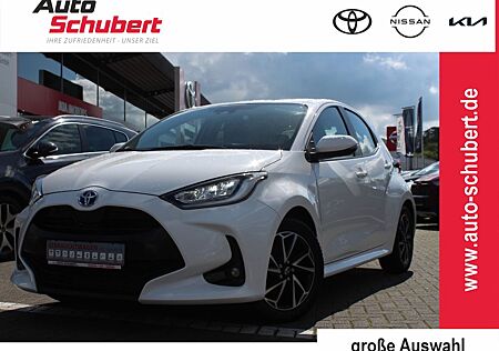 Toyota Yaris Hybrid Team D 1.5 Navi LED Apple CarPlay A