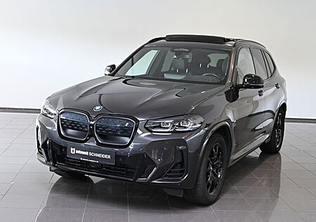 BMW iX3 Impressive M-Sport AHK Pano HUD ACC H&K